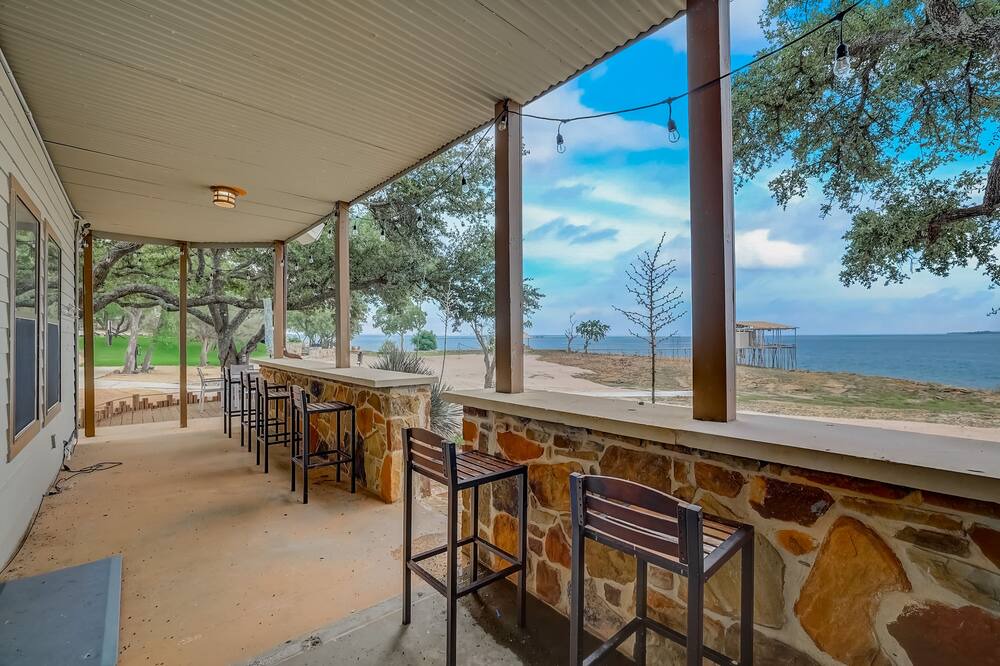 Photo of Others in Burnet
