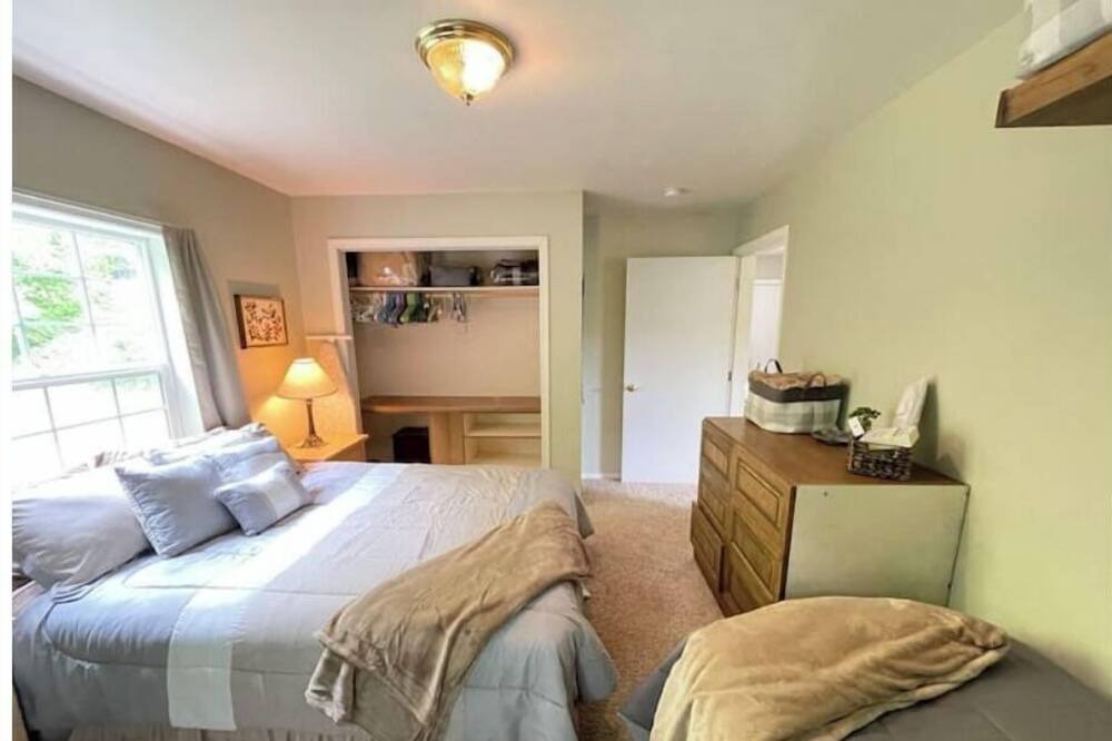 Photo of Bedroom in Kettle Falls