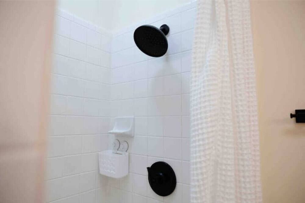 Photo of Bathroom in Midtown