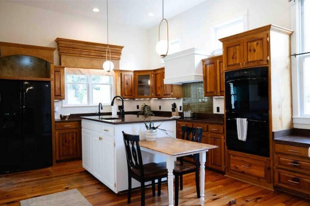 Photo of Kitchen in Midtown