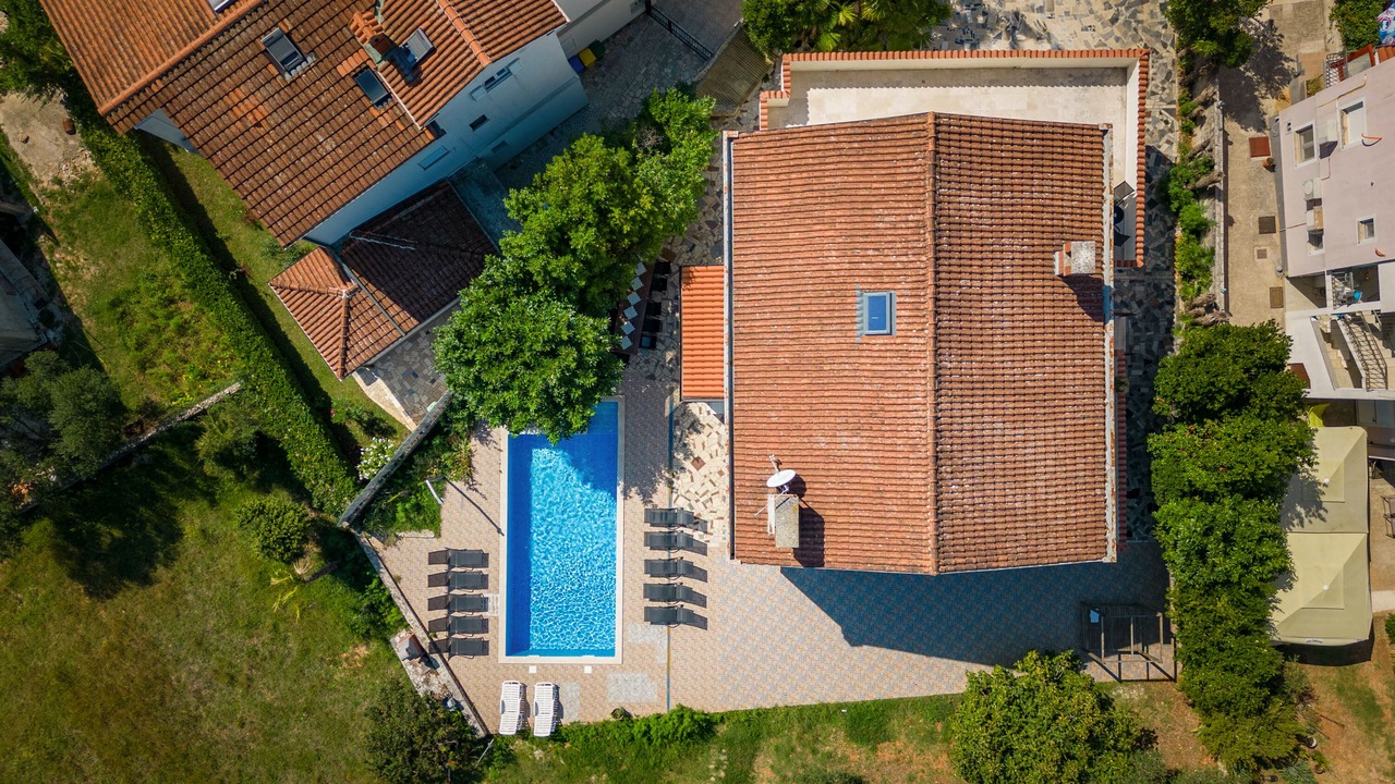 Photo of Outdoor in Borik