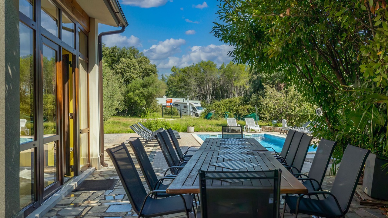 Photo of Outdoor in Borik