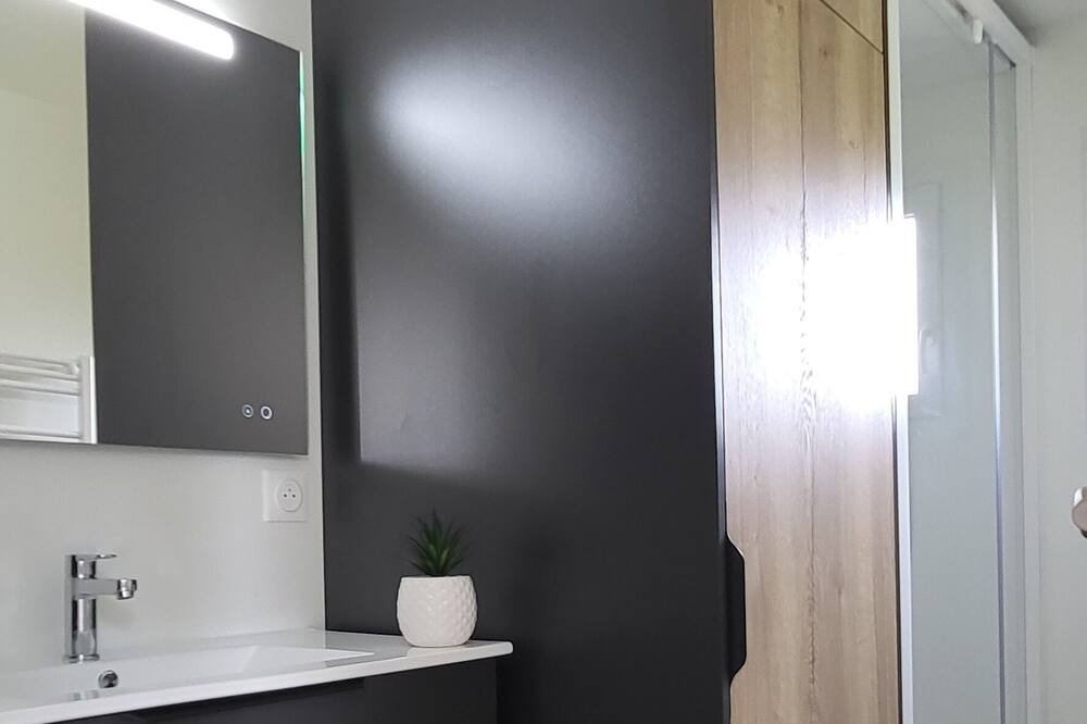Photo of Bathroom in Asnelles