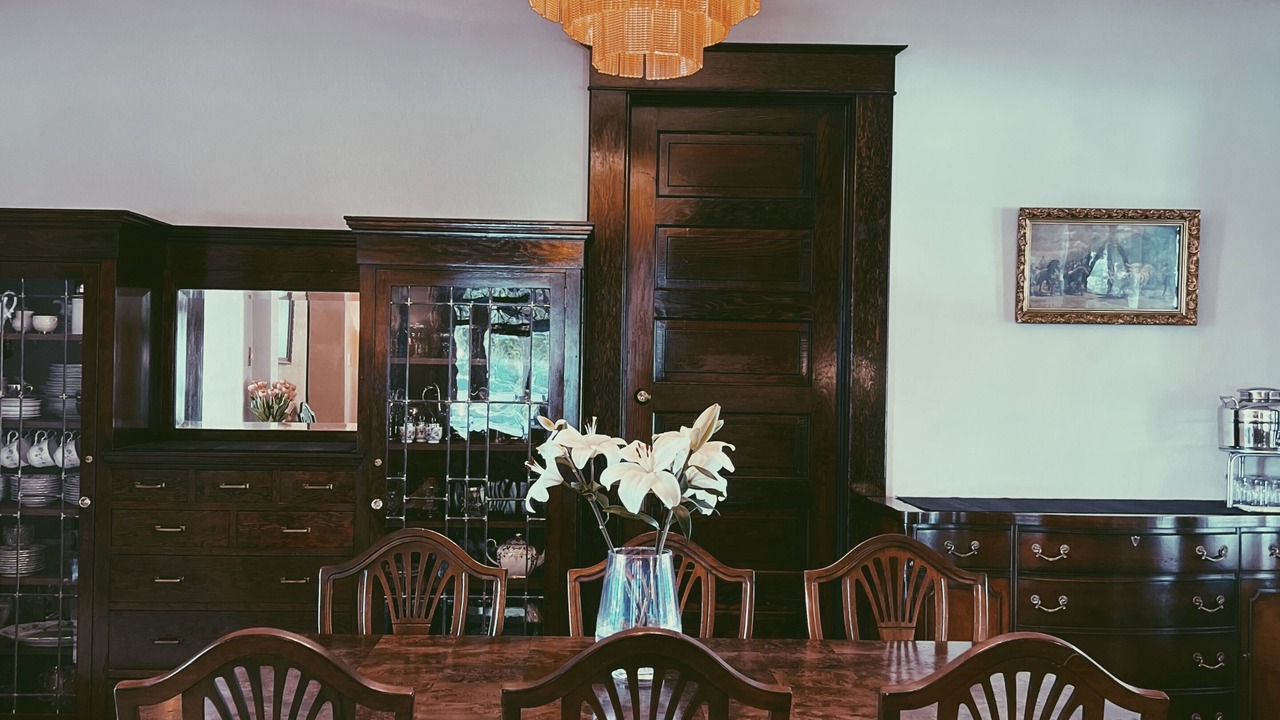 Photo of Others in Logan