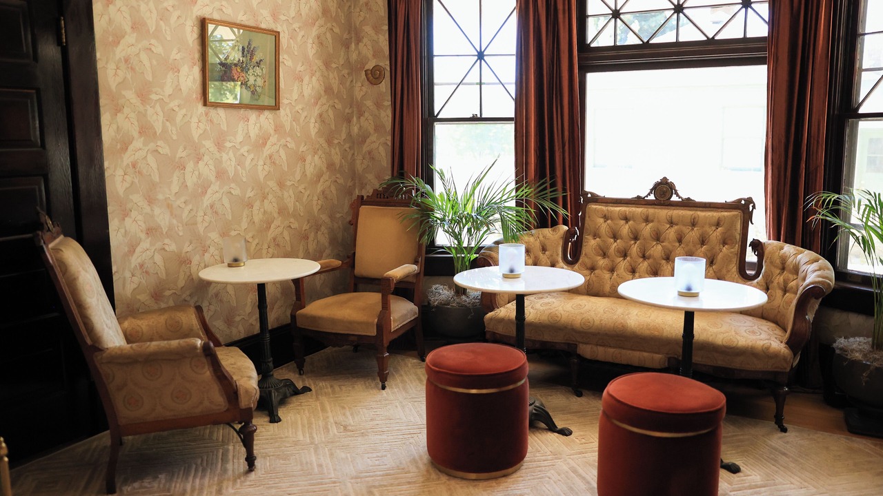 Photo of Others in Logan