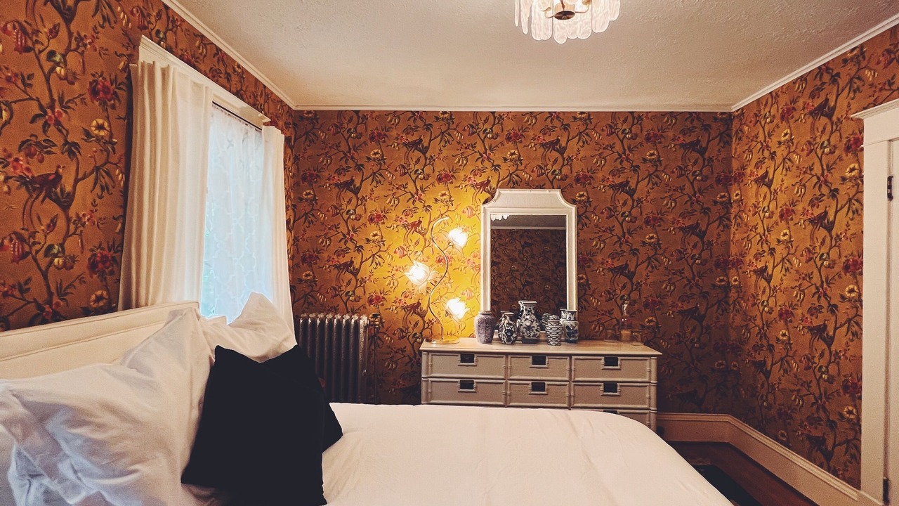 Photo of Others in Logan