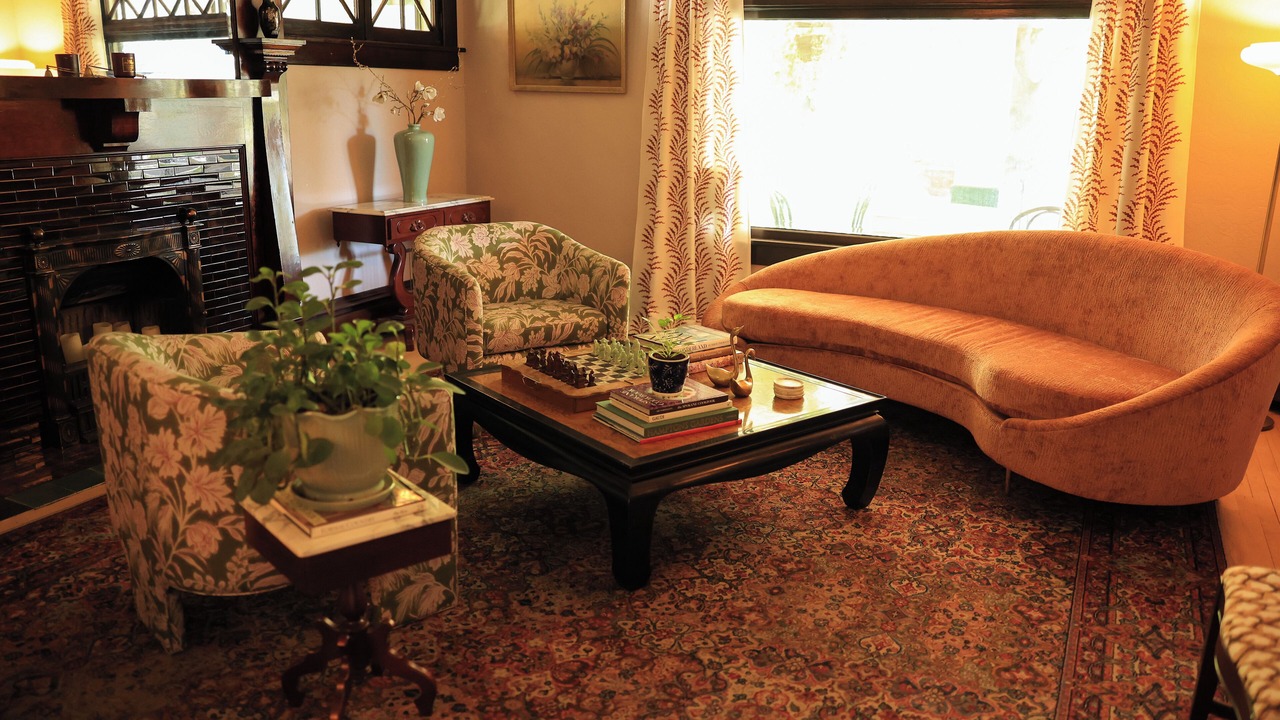 Photo of Others in Logan