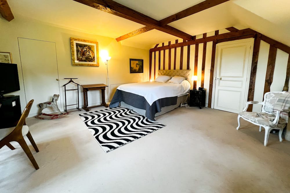 Photo of Bedroom in Pont-l'Eveque
