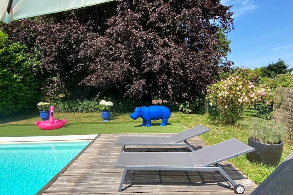 Photo of Outdoor in Pont-l'Eveque