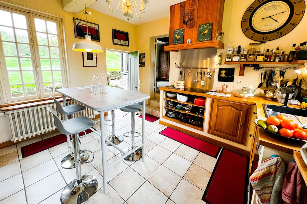 Photo of Kitchen in Pont-l'Eveque