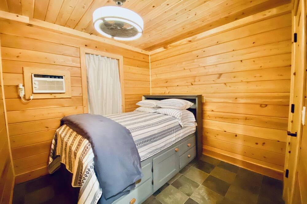 Photo of Bedroom in Milton