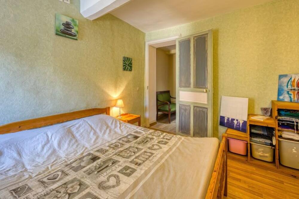 Photo of Bedroom in Salles-d'Aude