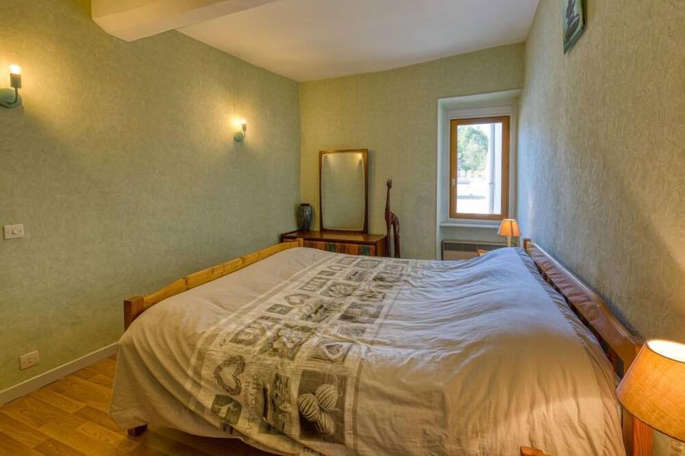 Photo of Bedroom in Salles-d'Aude