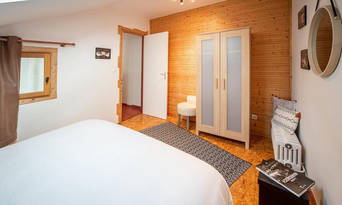 Photo of Others in Tournus