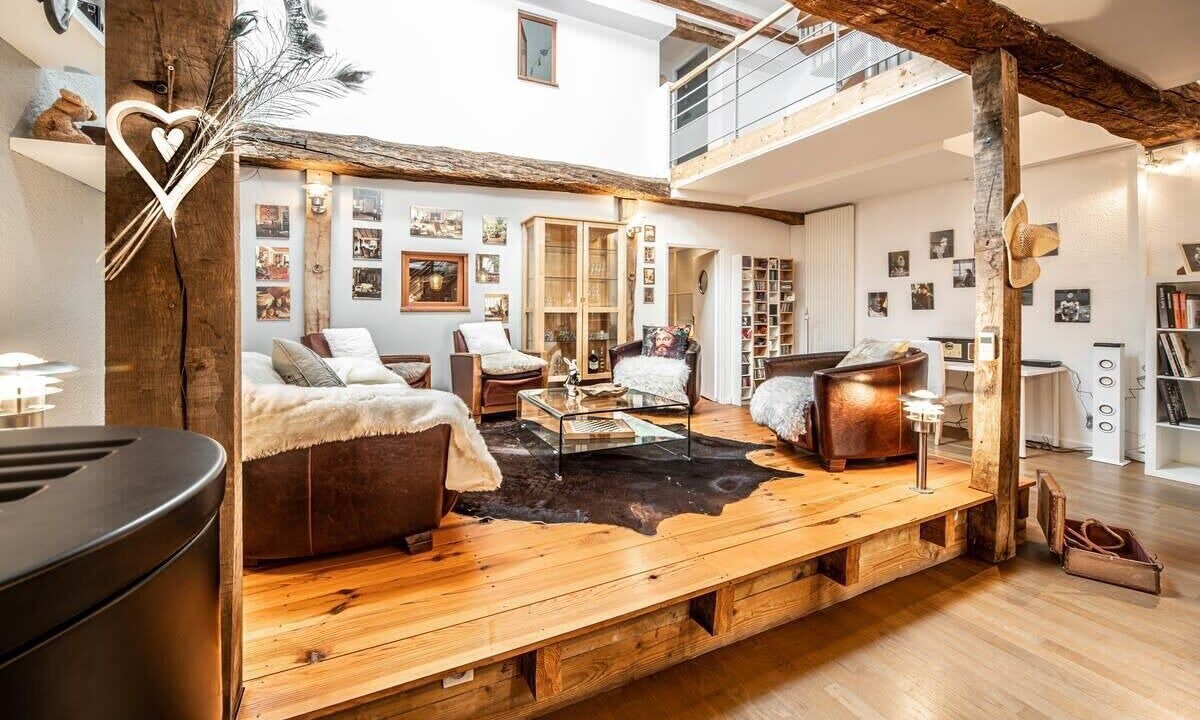 Photo of Others in Tournus