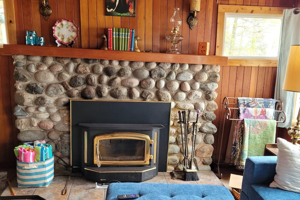 Photo of Livingroom in Laird