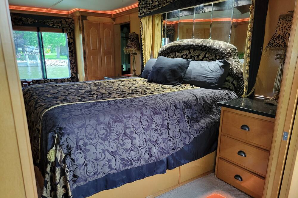Photo of Bedroom in Lighthouse Cove