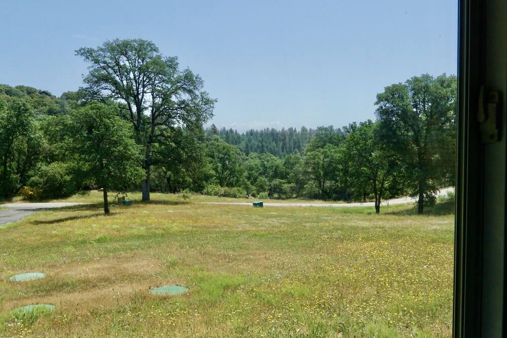 Photo of Others in Applegate