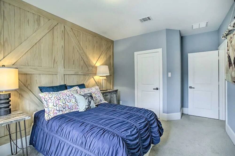 Photo of Bedroom in Barker