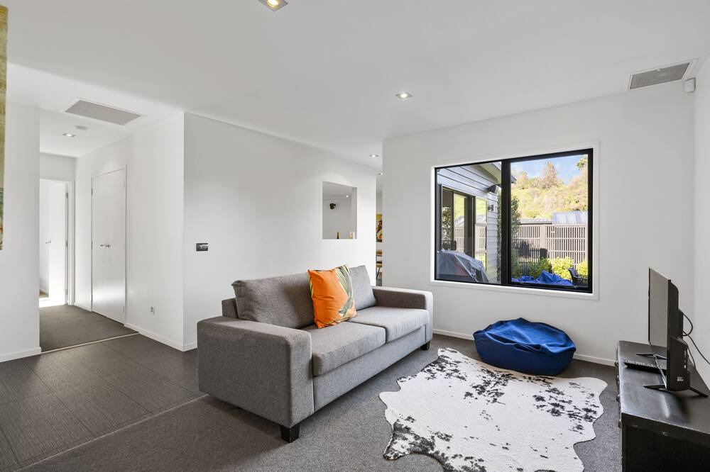 Photo of Livingroom in Rangatira Park