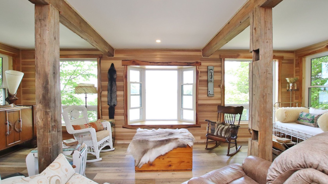 Photo of Livingroom in Lanark Highlands