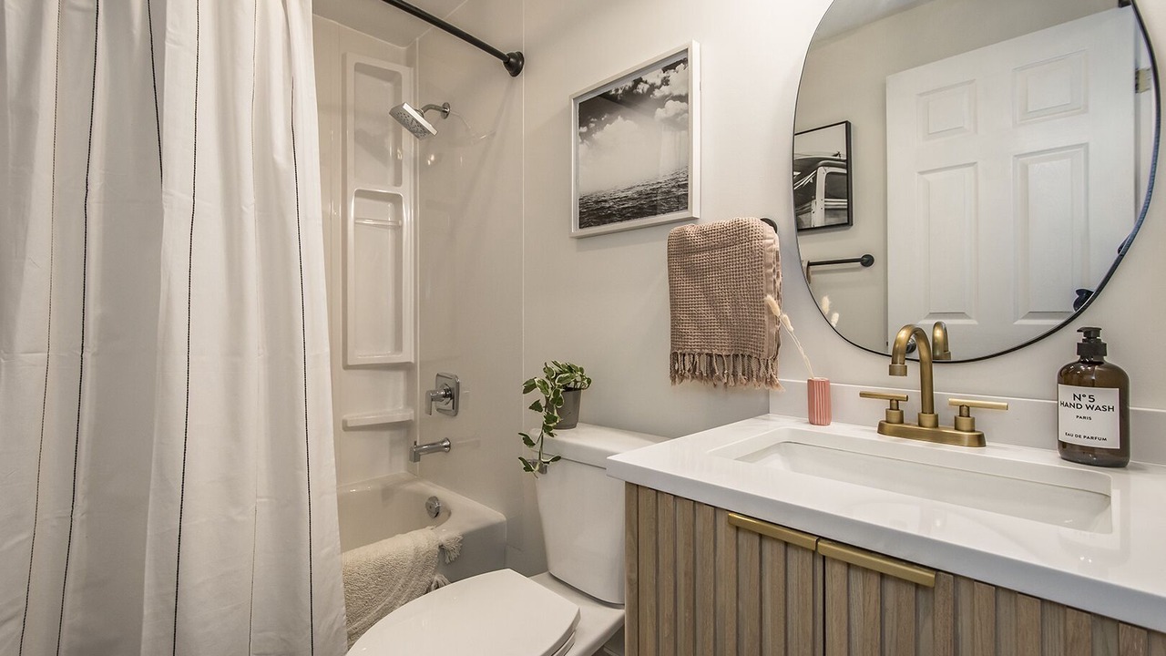 Photo of Bathroom in Prospect Bay