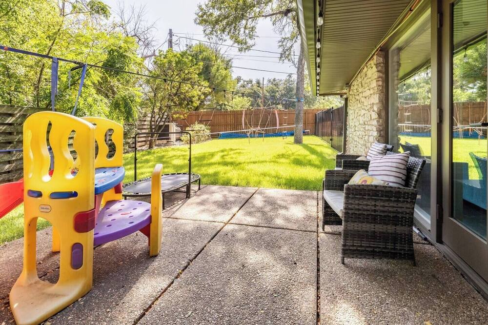 Photo of Outdoor in Pecan Springs Springdale