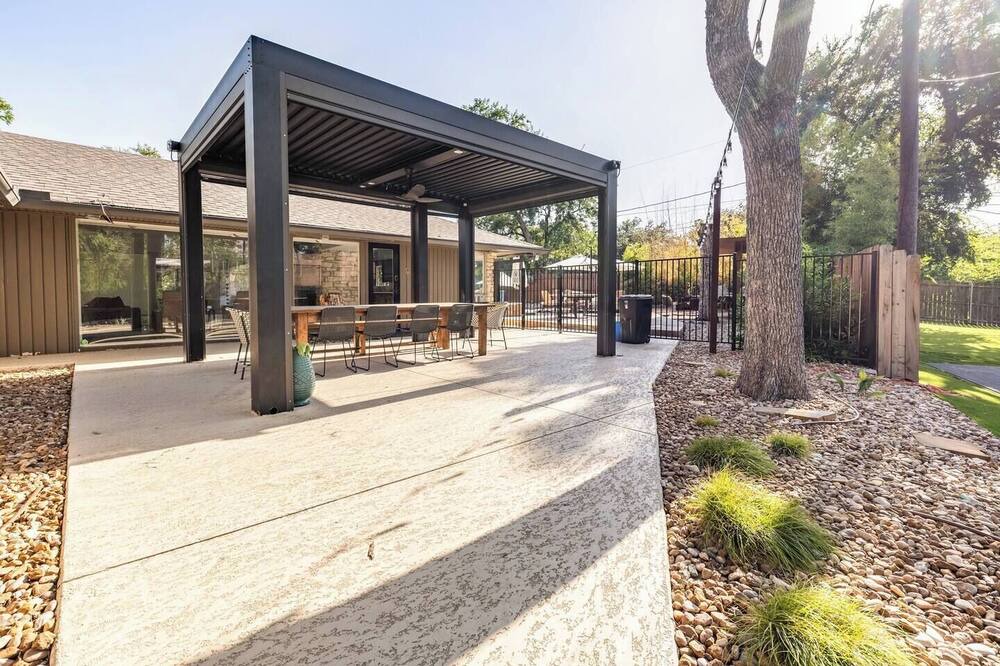Photo of Outdoor in Pecan Springs Springdale