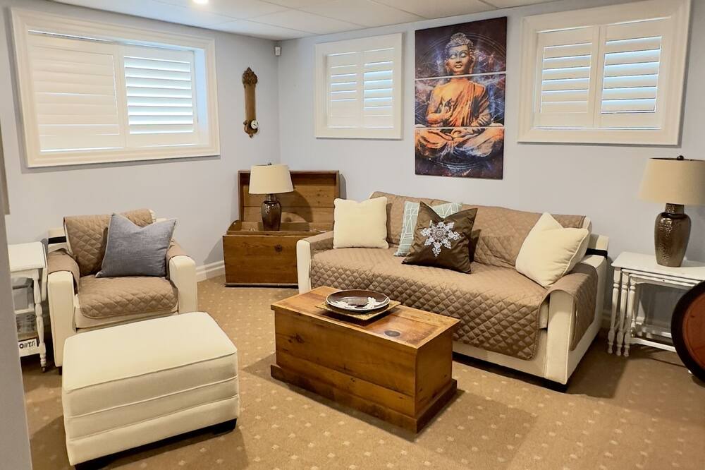 Photo of Livingroom in Lafontaine