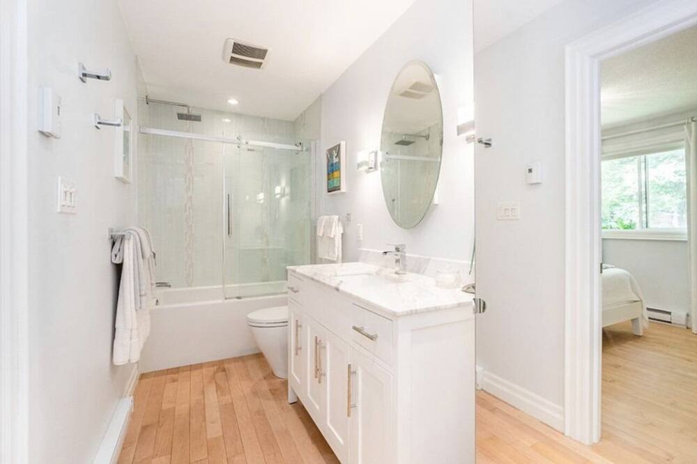 Photo of Bathroom in Lafontaine