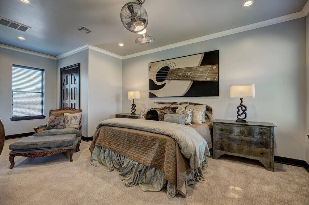 Photo of Bedroom in Norman