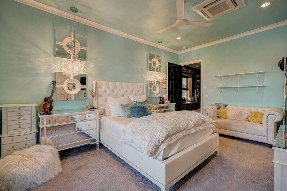 Photo of Bedroom in Norman