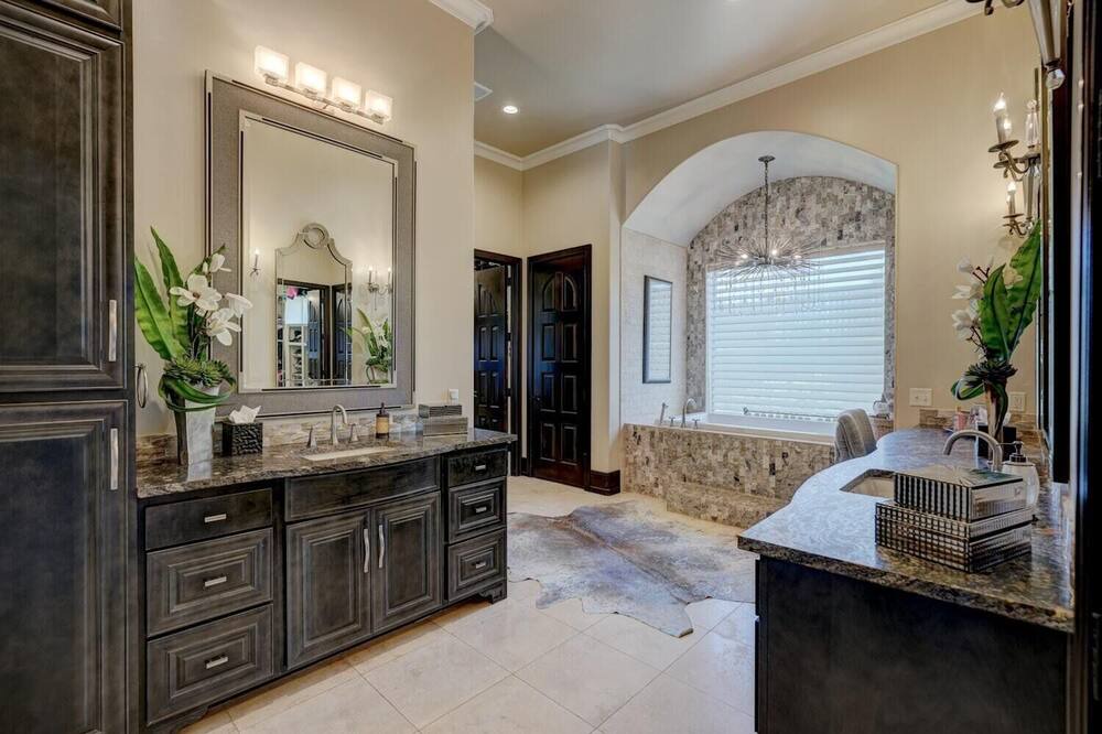 Photo of Bathroom in Norman