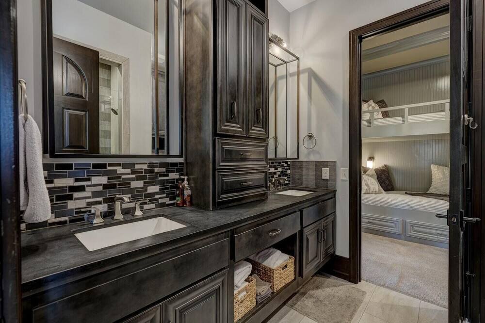 Photo of Bathroom in Norman