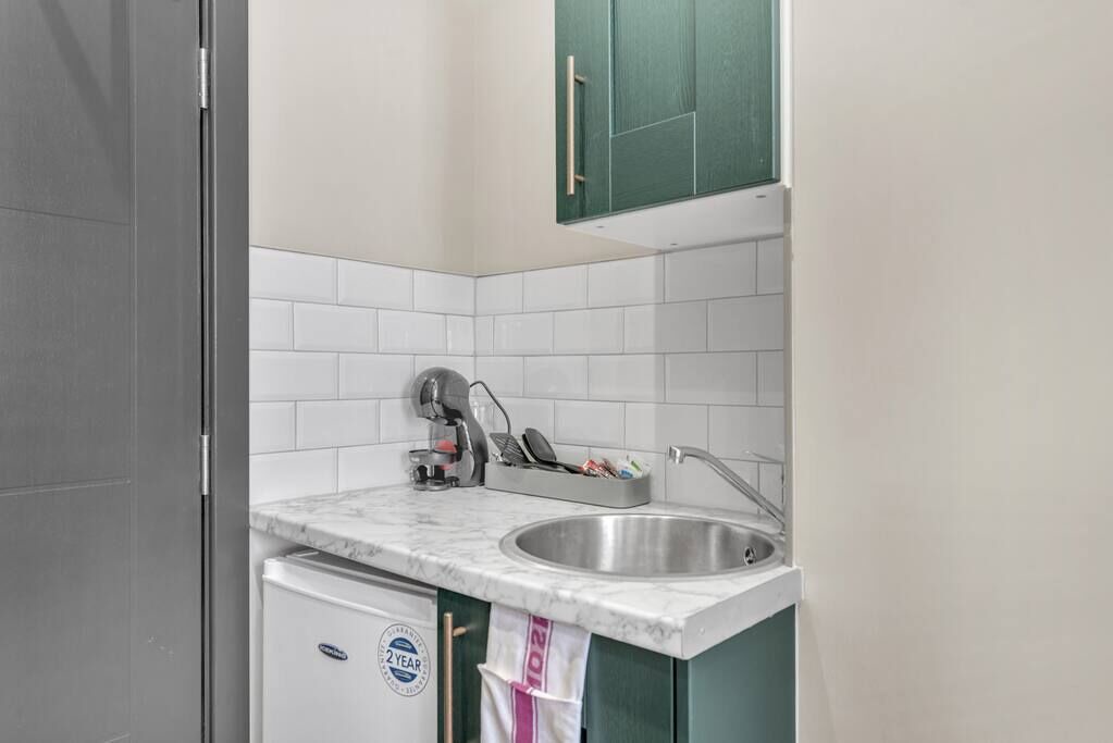 Photo of Others in Shacklewell