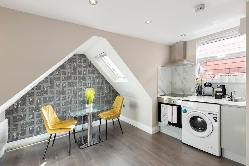 Photo of Others in Seven Sisters