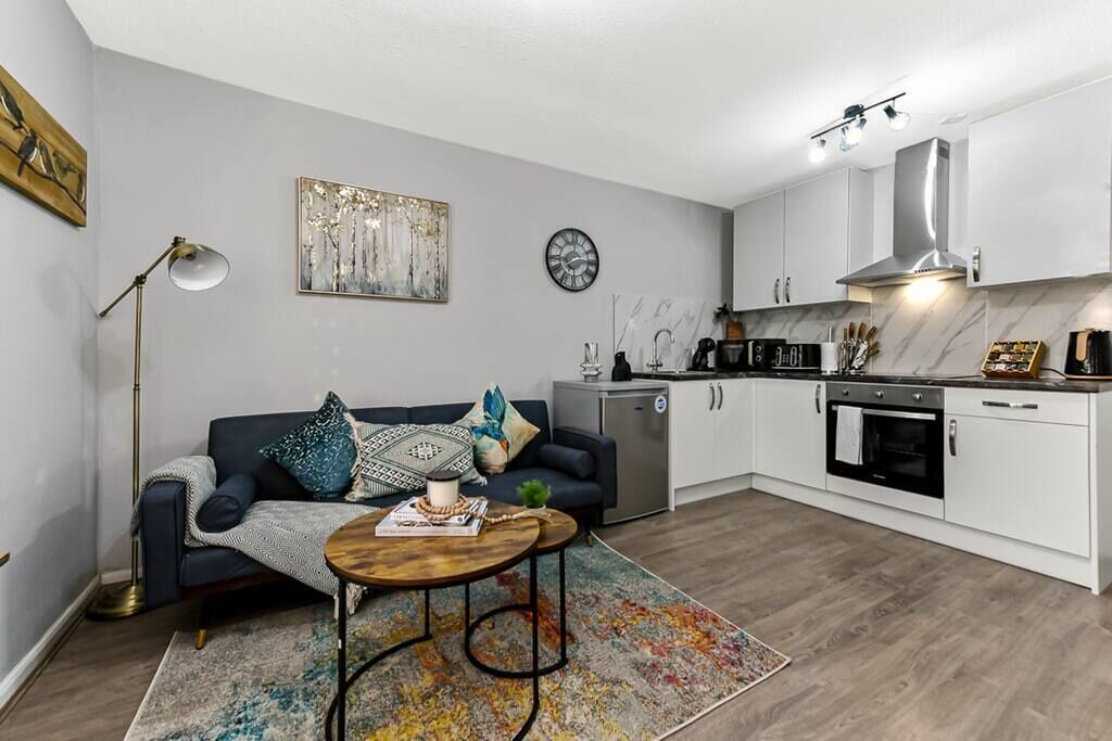 Photo of Others in Seven Sisters