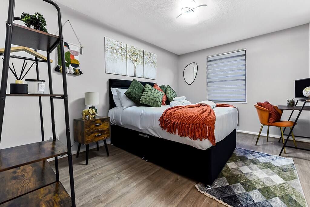 Photo of Others in Seven Sisters