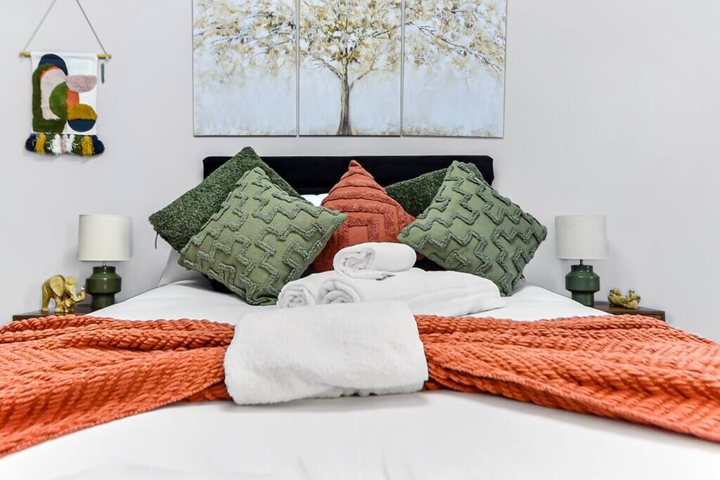 Photo of Others in Seven Sisters