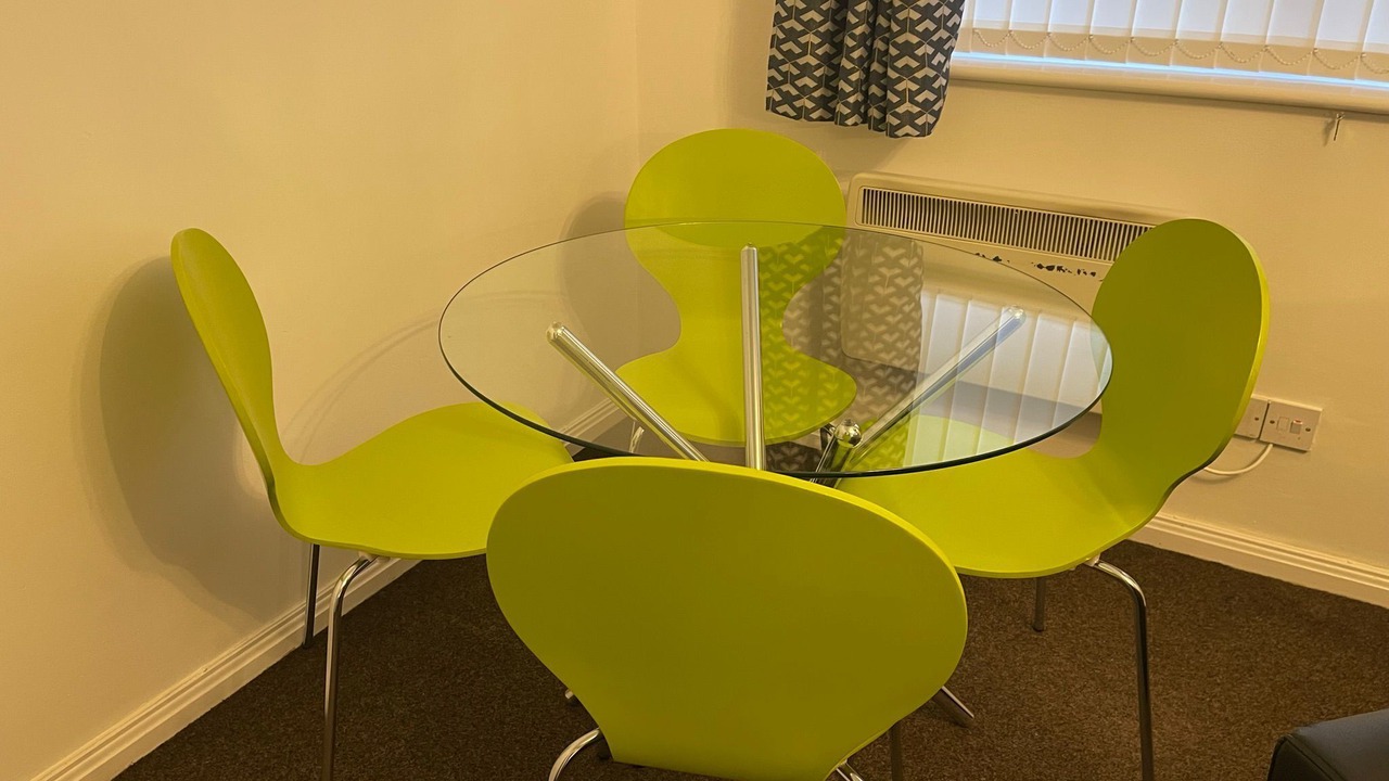 Photo of Others in Vauxhall