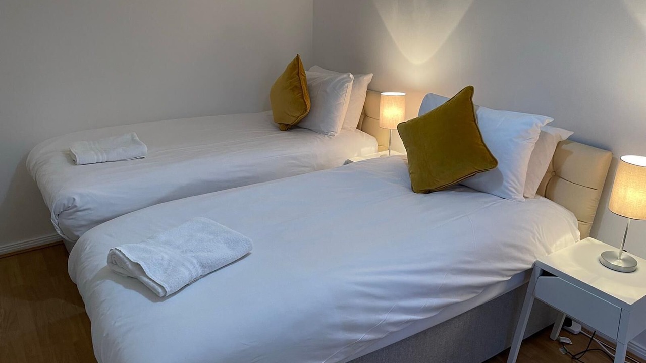 Photo of Others in Vauxhall