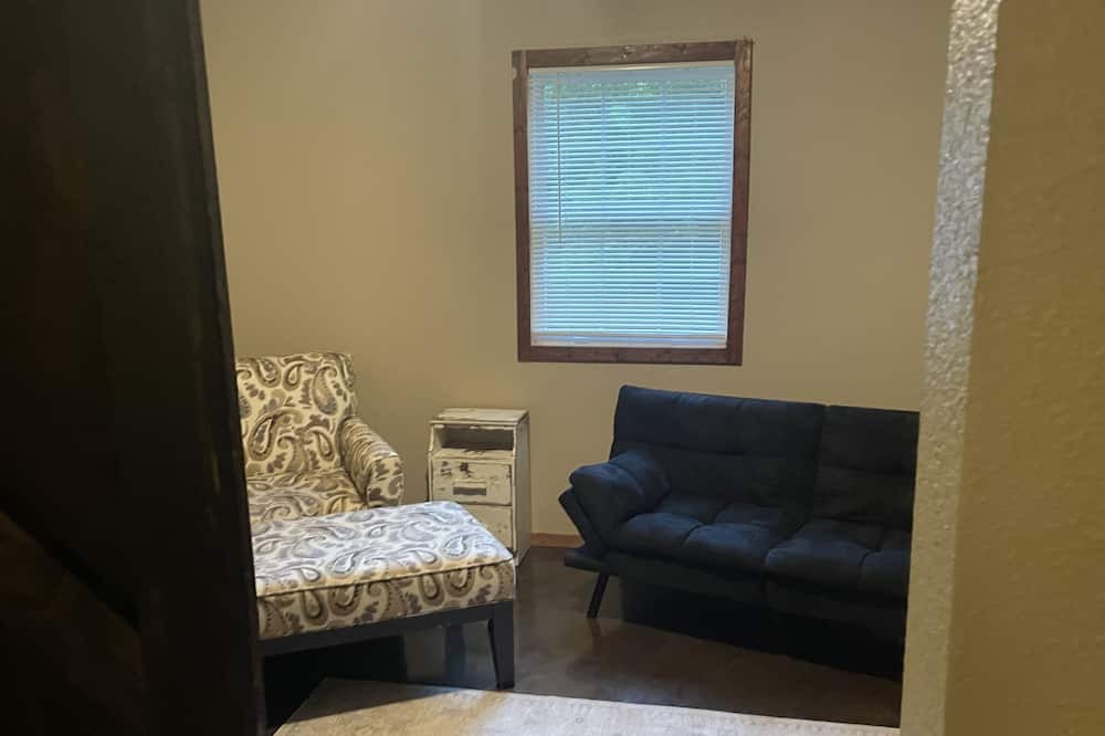 Photo of Bedroom in Compton