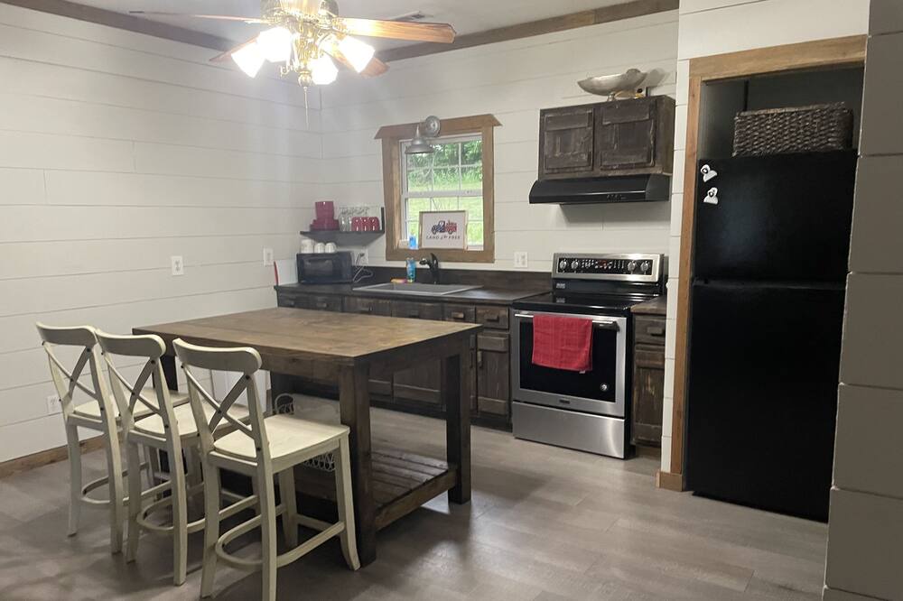 Photo of Kitchen in Compton