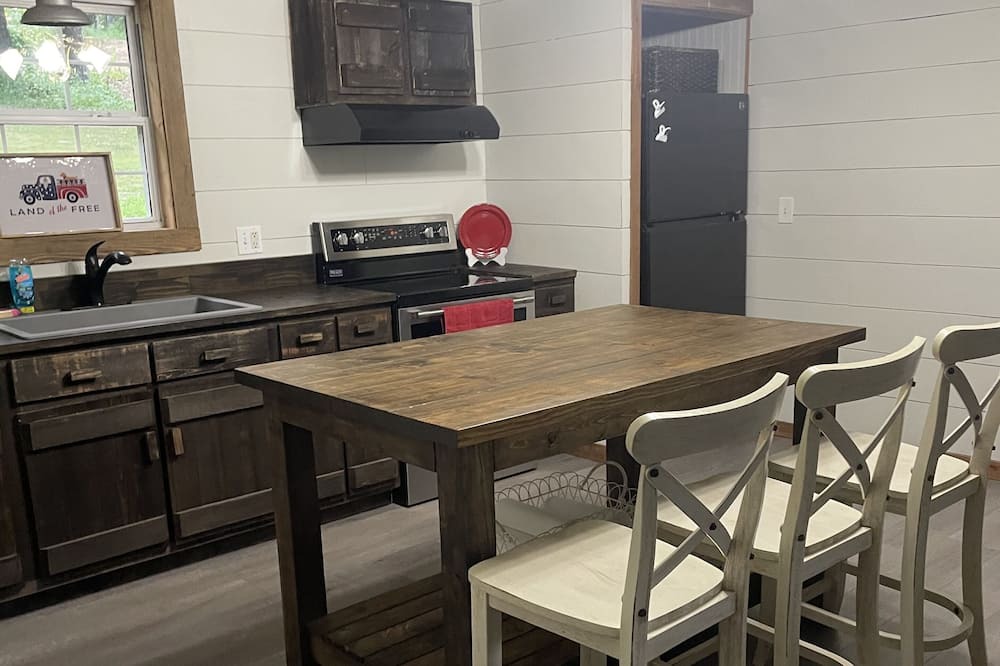 Photo of Kitchen in Compton