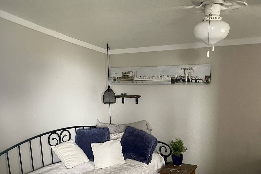 Photo of Bedroom in Cedar Lane