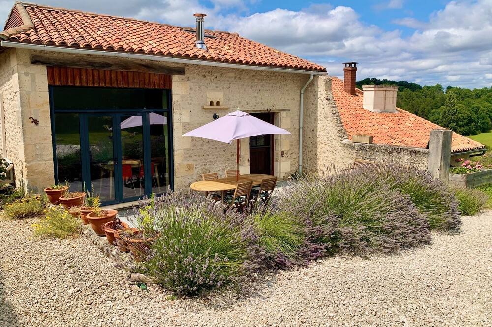 Photo of Outdoor in Juignac