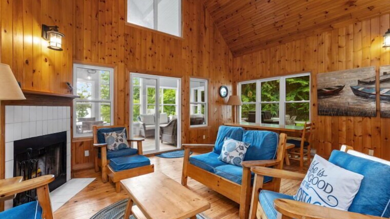 Photo of Others in Lake of Bays
