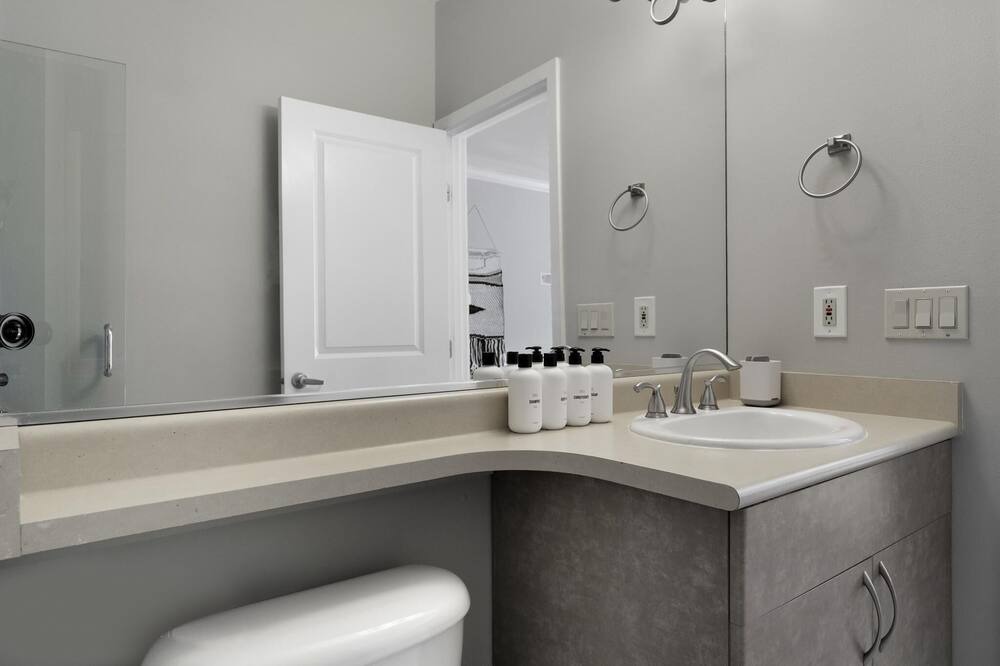 Photo of Bathroom in Fremont