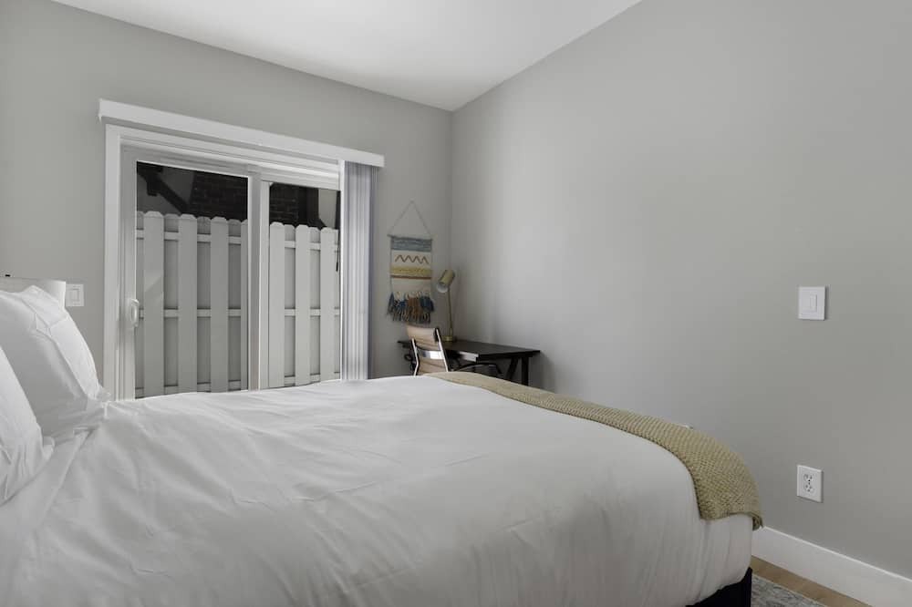 Photo of Bedroom in Fremont