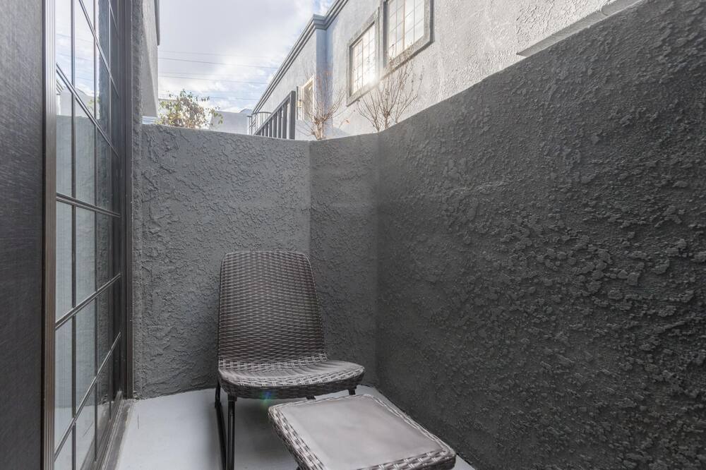 Photo of Outdoor in Burbank